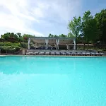 Country house By The Pool