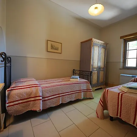 Gospodarstwo wiejskie By The Pool