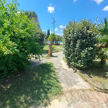 By The Pool Landhaus *