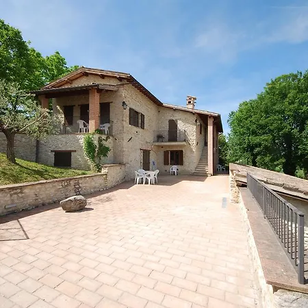 Landhaus By The Pool Spoleto