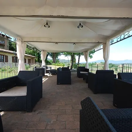 By The Pool Landhaus *