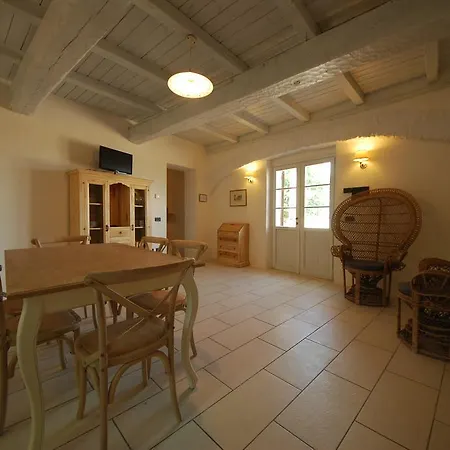 Gospodarstwo wiejskie By The Pool Spoleto