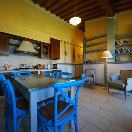 By The Pool * Spoleto